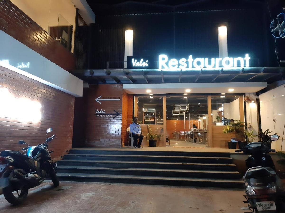 Hotel Nachas Kojambuttúr Kültér fotó