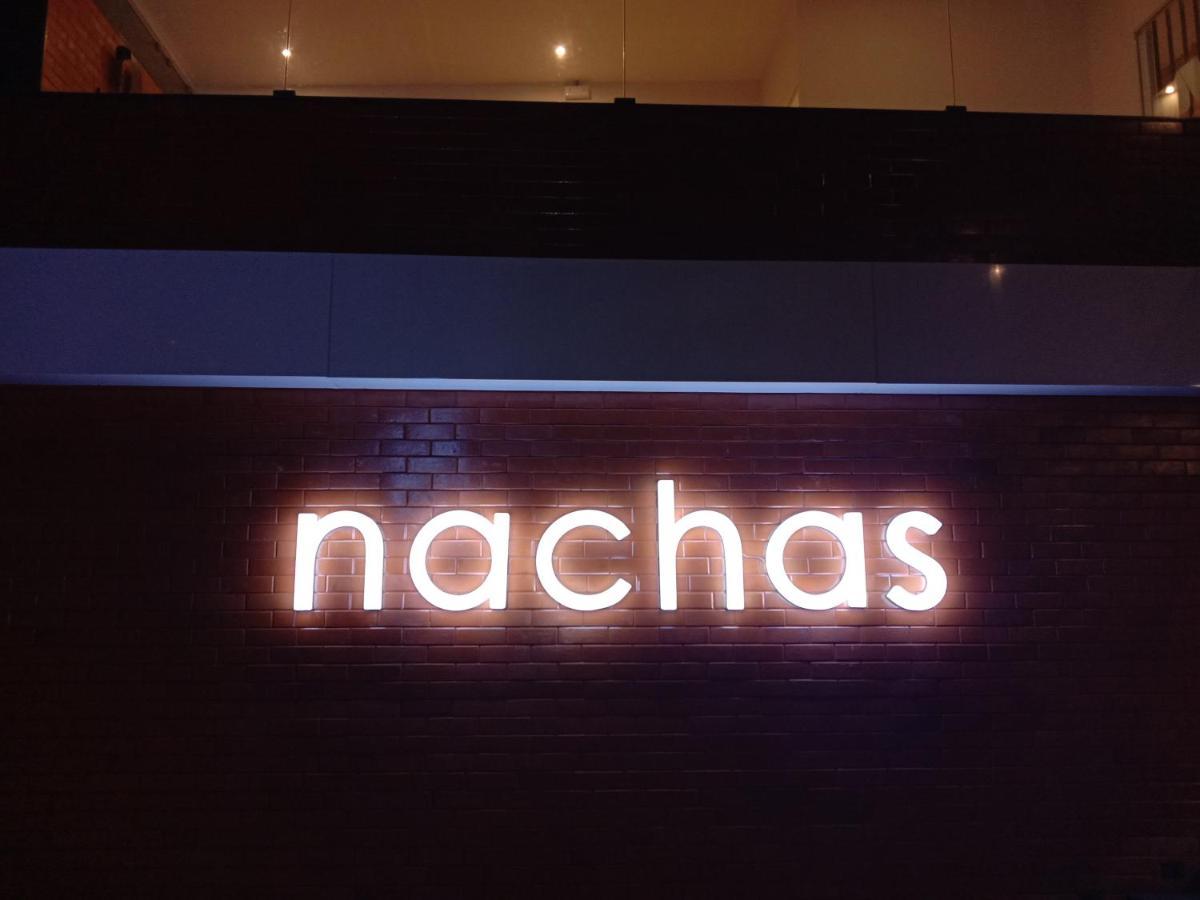 Hotel Nachas Kojambuttúr Kültér fotó